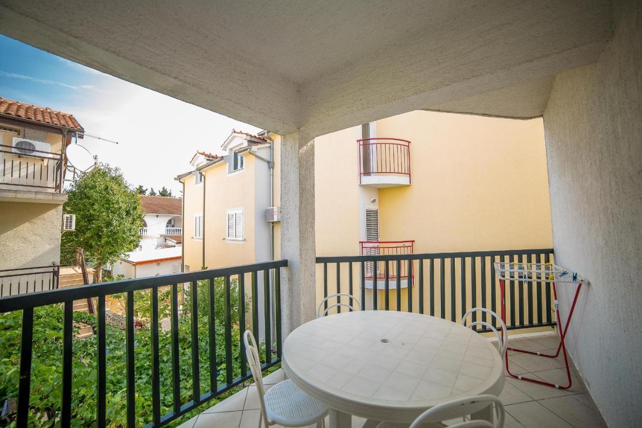 סרימה Apartments Grulovic מראה חיצוני תמונה